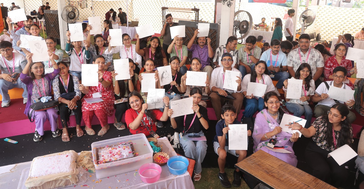 राजस्थान में लुप्त हो रही कला को इंटीरियर डिज़ाइनरों,आर्किटेक्ट,कारीगरों ने पेश की मिशाल 1 vanishing art in Rajasthan , Architect, designers, architects, artisans, vanishing art, Rajasthan vanishing art