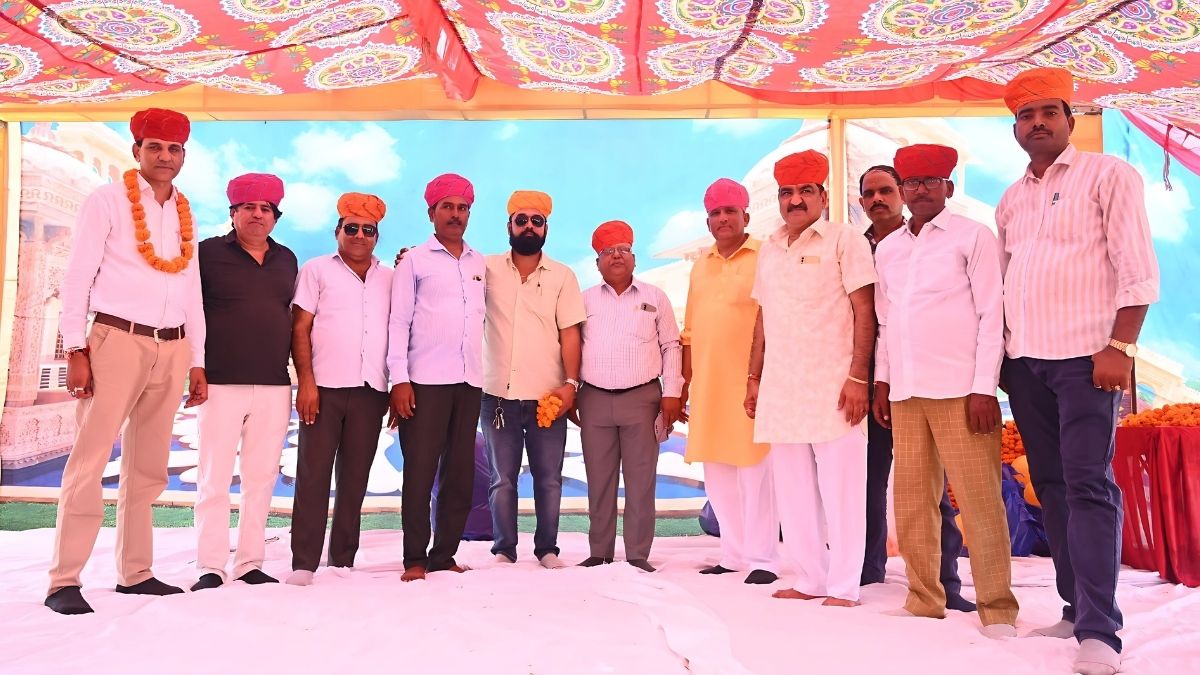 बीकानेर : शोभासर के समीक्षा मार्केट में प्रबुद्धजनों का सम्मान 1 Samiksha market near Bikaner, Samiksha market, Bikaner Samiksha market, SAMEEKSHA MARKET, SAMEEKSHA MARKET Bikaner, SAMEEKSHA MARKET Shobhasar, Shobhasar SAMEEKSHA MARKET,