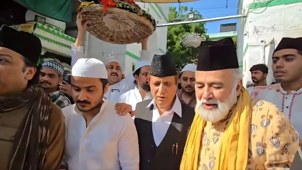 Azam Khan Ajmer Visit, Ajmer Sharif Dargah News, Azam Khan Latest News, Azam Khan Speech, SP News Rajasthan, Ajmer Politics, Akhilesh Yadav Rajasthan Visit