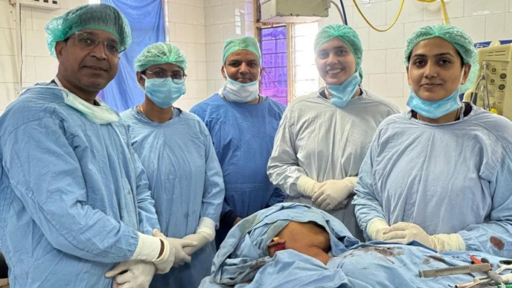 Rajasthan’s First Retroauricular Endoscopic Thyroid Surgery Performed Successfully at SMS Hospital 3 Retroauricular Endoscopic Surgery 2