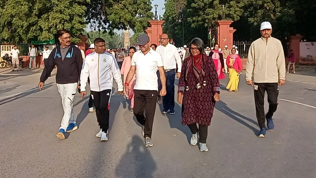 वंदे मातरम@150: प्रभात फेरी के साथ बीकानेर में कार्यक्रमों की शुरुआत, देशभक्ति के रंग में डूबा शहर 🇮🇳 2 vande mataram 150 bikaner prabhat pheri 2025 2